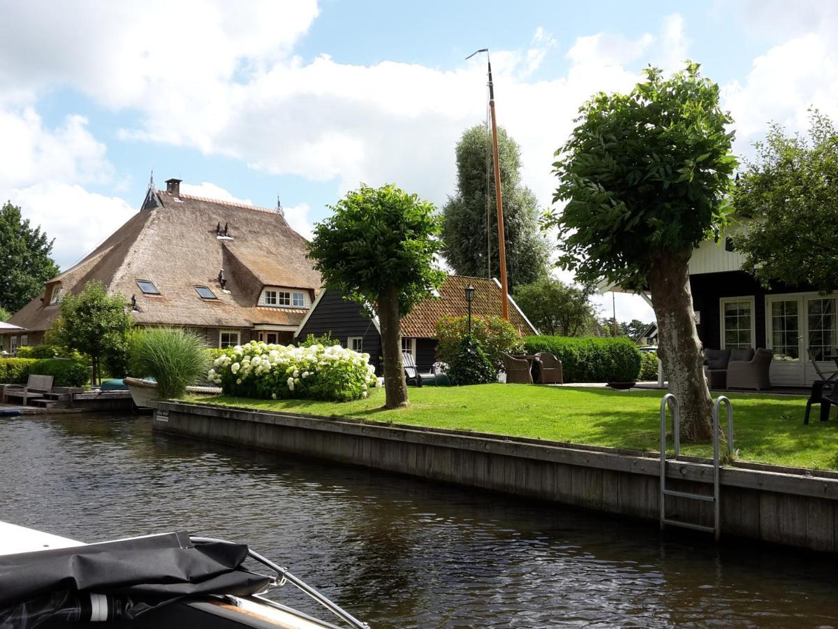 D'Oude Herbergh, Vakantiehuizen Aan Het Water Terherne Luaran gambar
