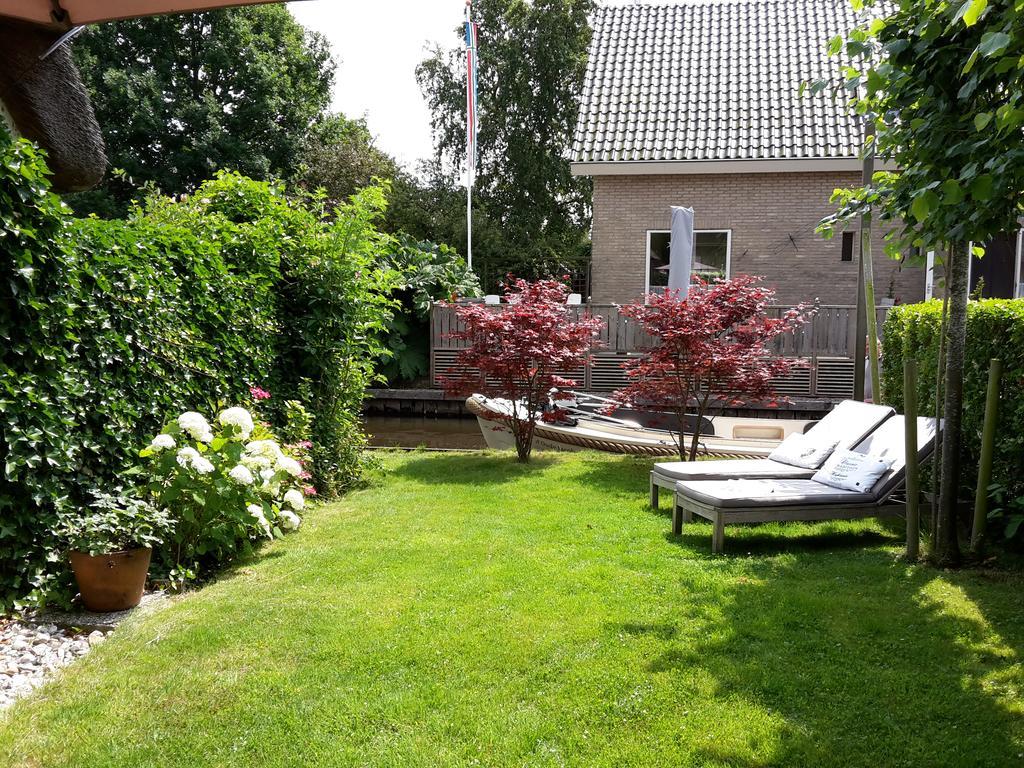 D'Oude Herbergh, Vakantiehuizen Aan Het Water Terherne Luaran gambar